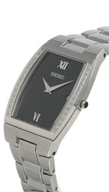 Seiko watches Seiko Black Dial Stainless Steel Men's Watch SKP319